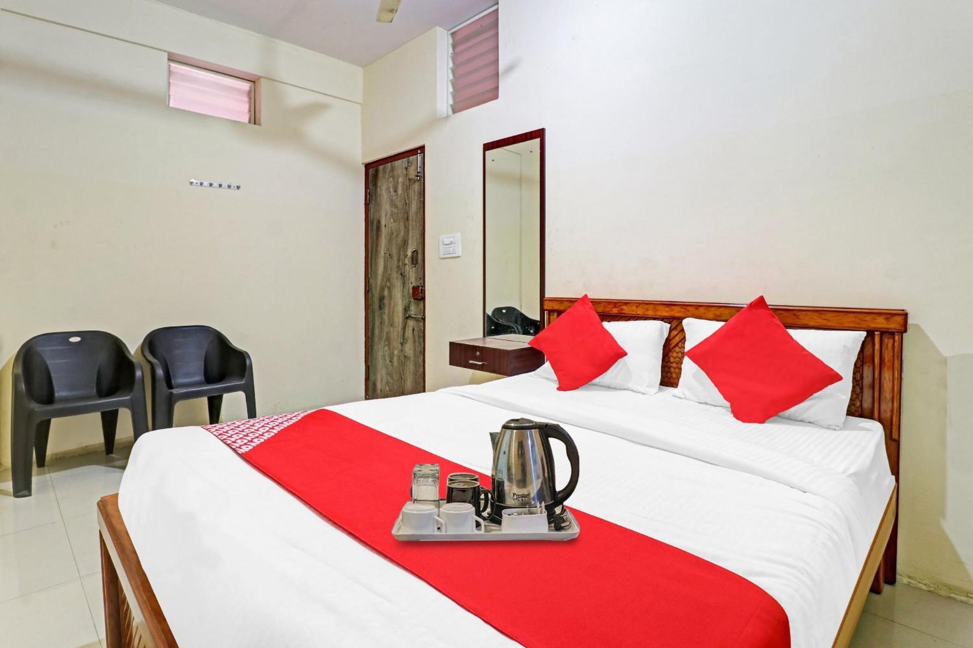 Hotel O Lakshmi Sri Deluxe Boarding & Lodgeing Kumbalgod Dış mekan fotoğraf